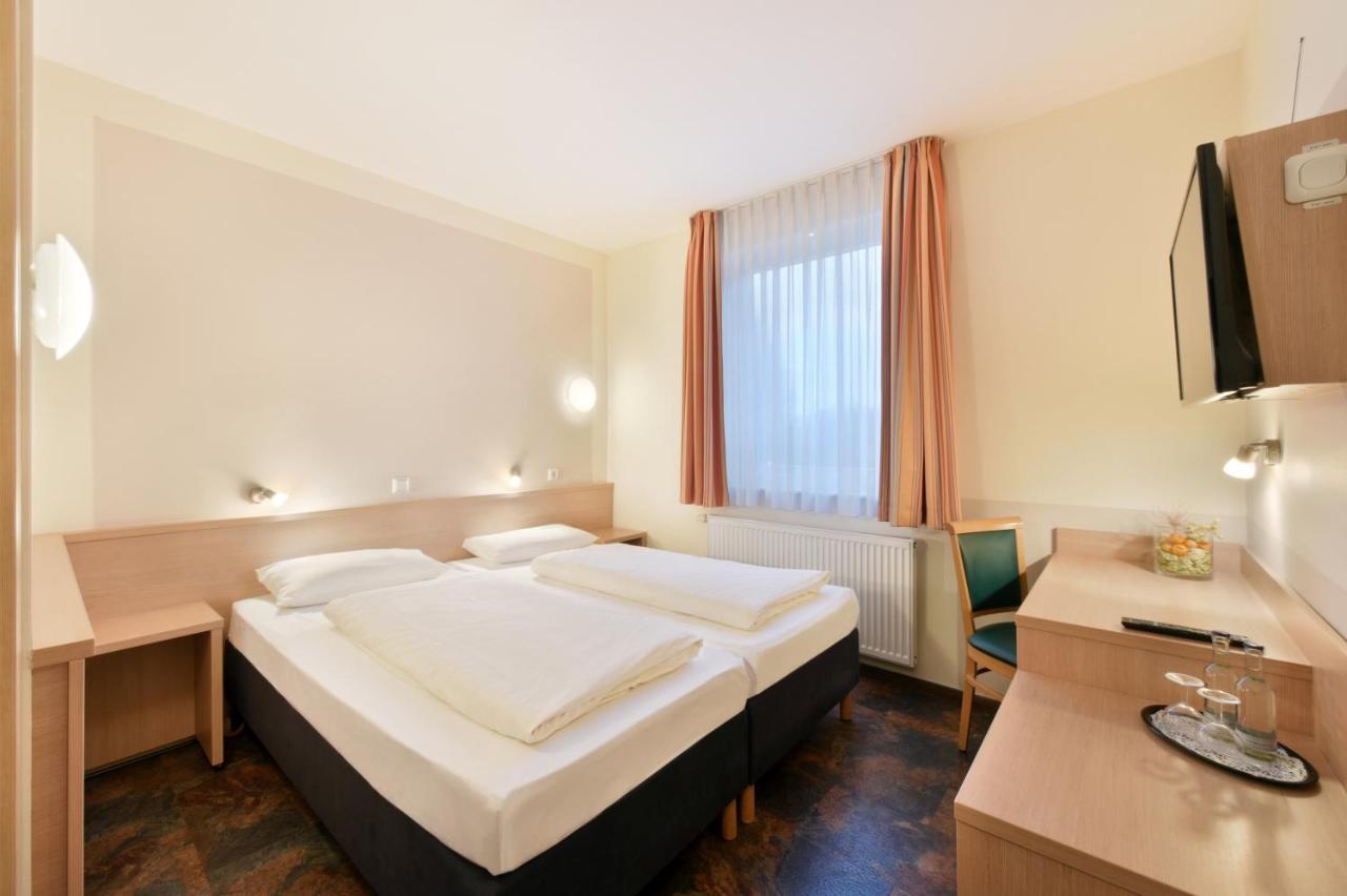 Meinhotel Hamborg Eksteriør billede
