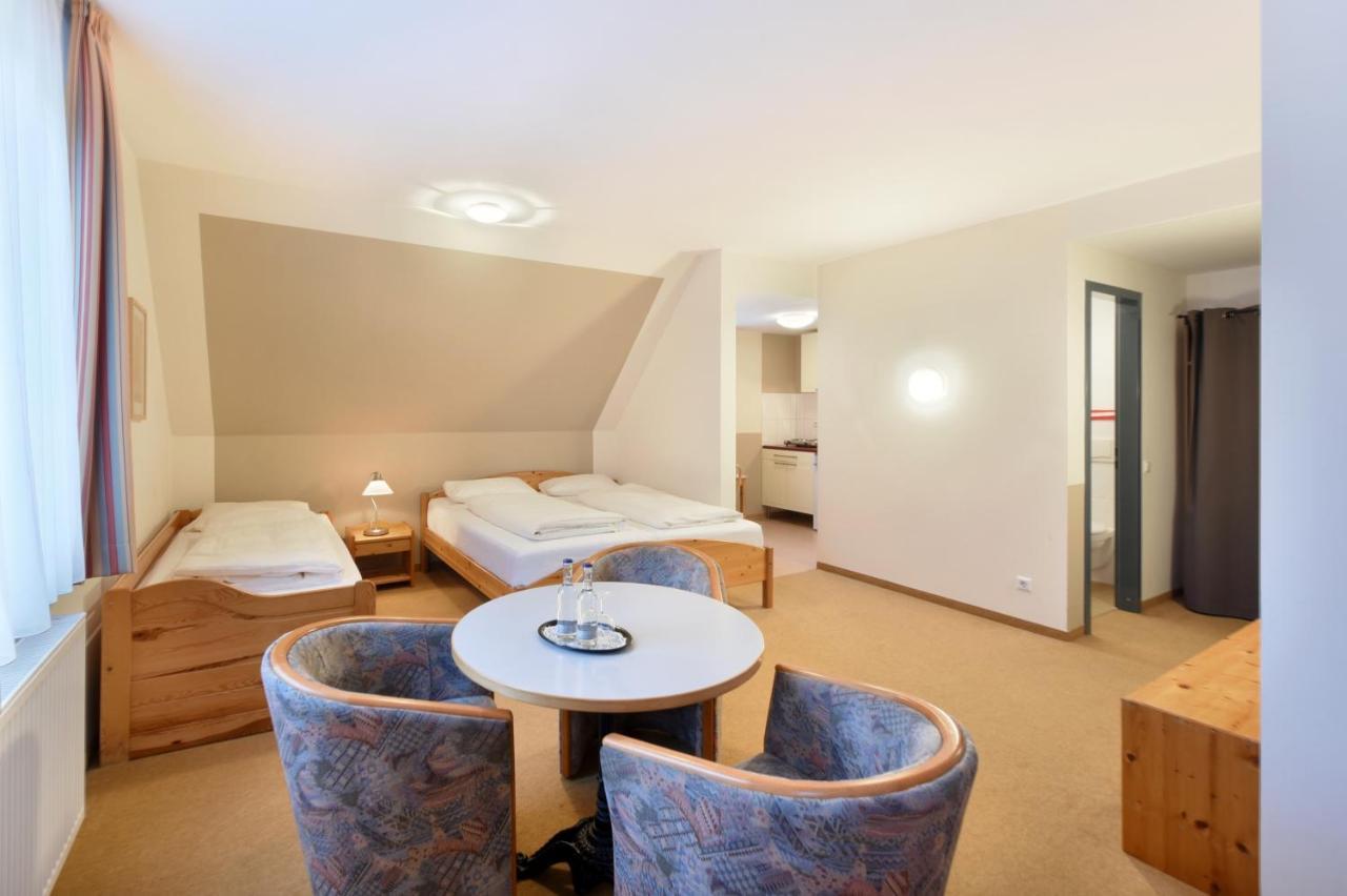 Meinhotel Hamborg Eksteriør billede
