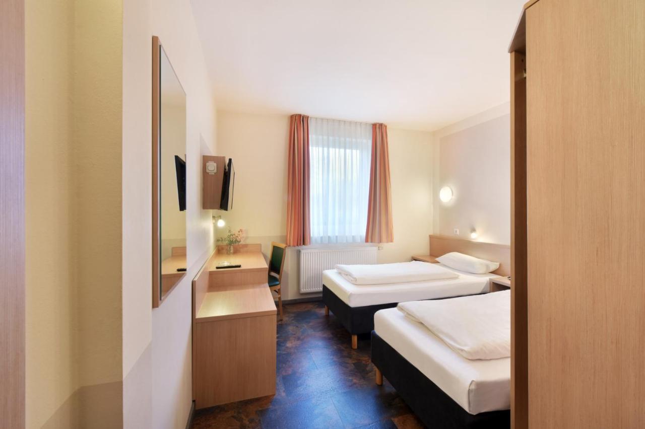 Meinhotel Hamborg Eksteriør billede